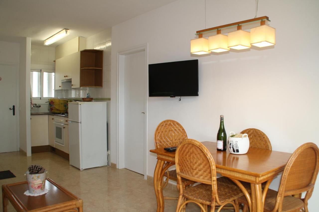 Apartaments Margarita Sabina Pinell Platja d'Aro Zewnętrze zdjęcie